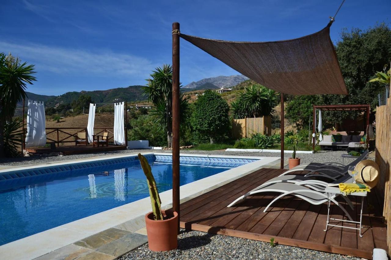 The African House Tolox Extérieur photo
